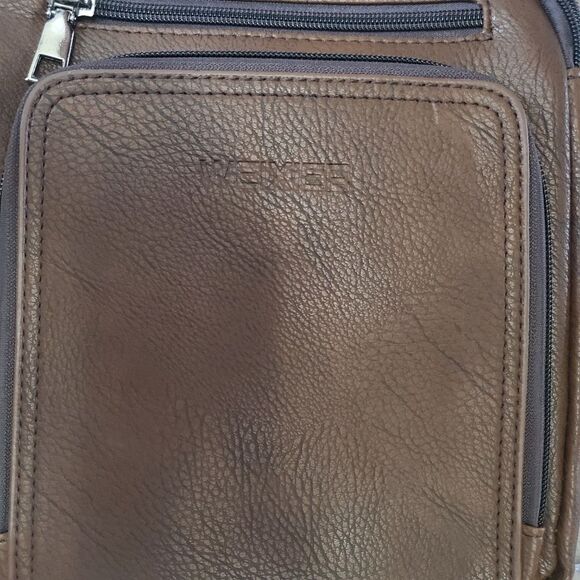 **Last Chance!! Final Sale** Weixier brown messenger bag - Picture 8 of 8